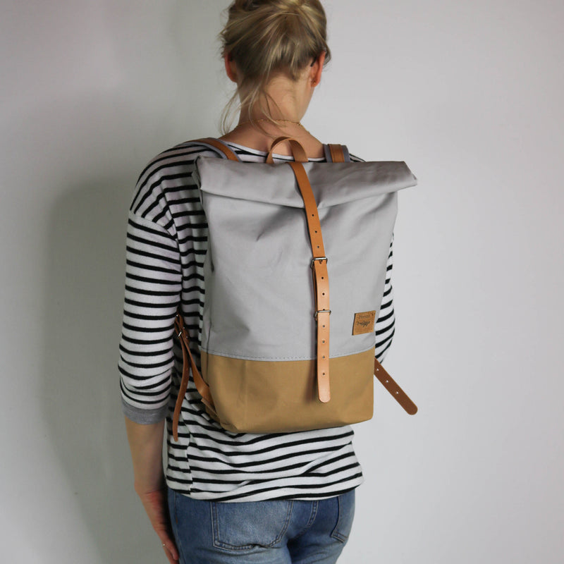 Rucksack Roll Top  "Fedor" •  Hellgrau Beige • wasserabeisend