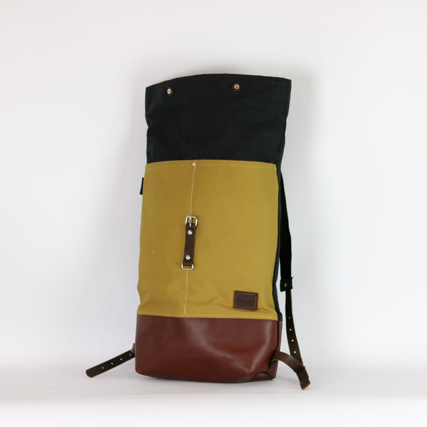 Rucksack Roll Top "Theo" • Leder Senf • Leder