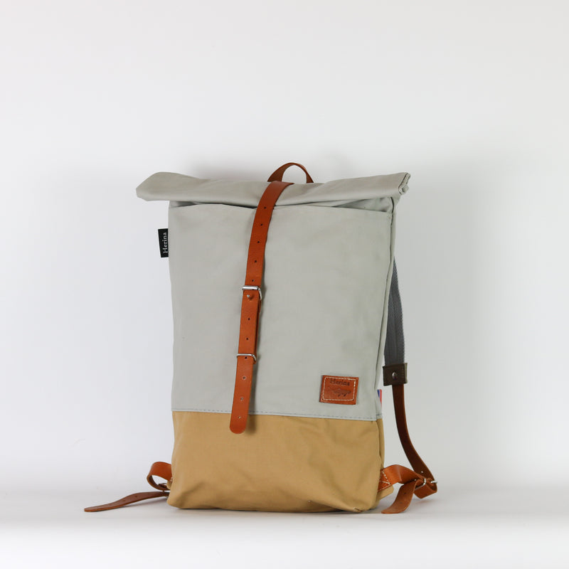 Rucksack Roll Top  "Fedor" •  Hellgrau Beige • wasserabeisend