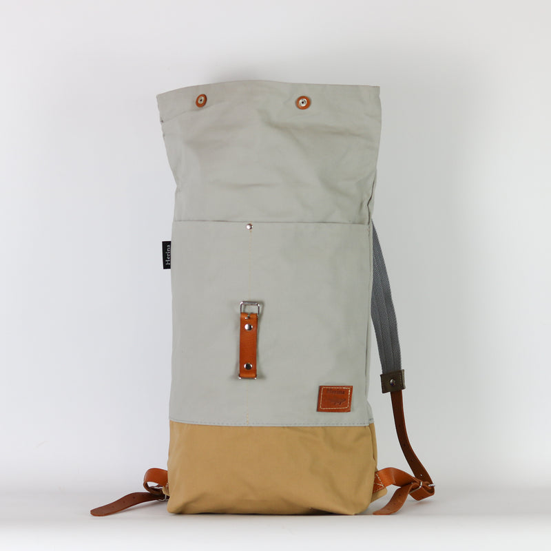 Rucksack Roll Top  "Fedor" •  Hellgrau Beige • wasserabeisend