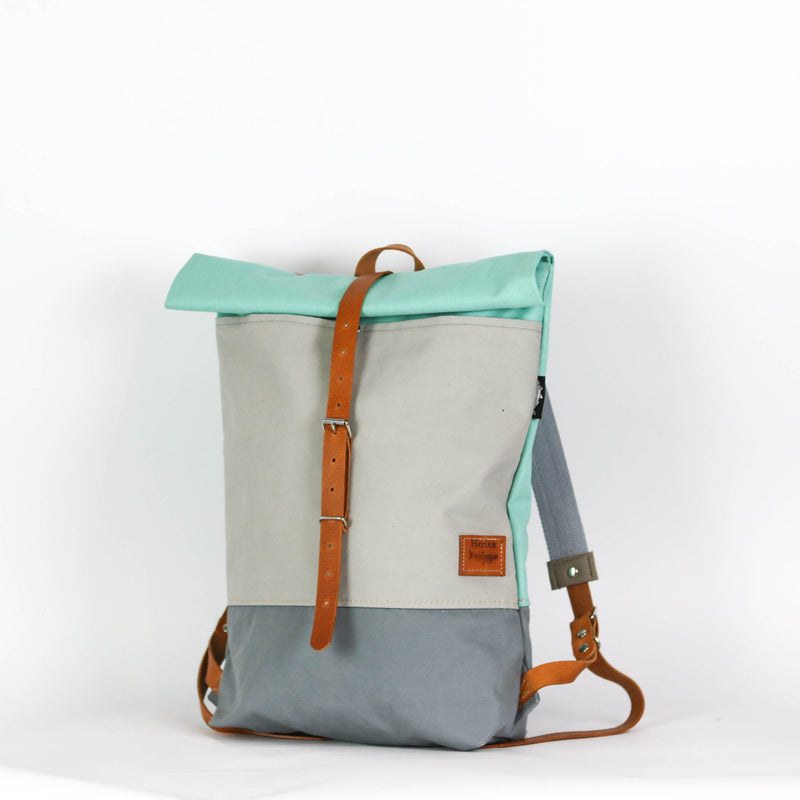 Rucksack Roll Top  "Neele" • Mint - Pastelltürkis • Wasserabweisend